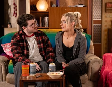 o-vidz|Corrie spoilers: Risky Max and Bobby subscribe to Laurens sex。